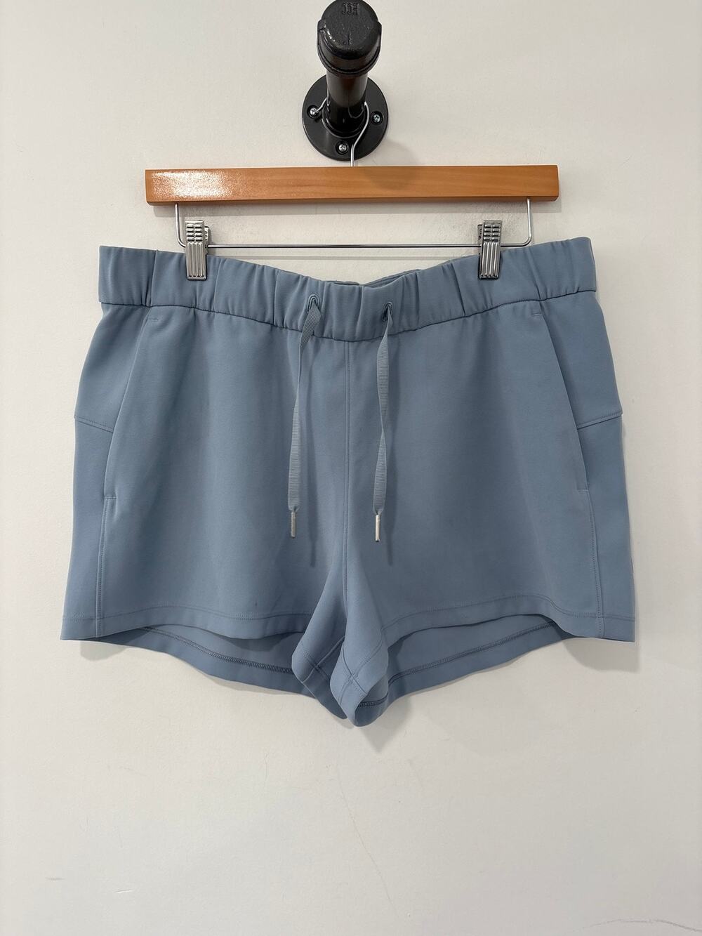 Lululemon On the Fly Drawstring Shorts Blue Size 12